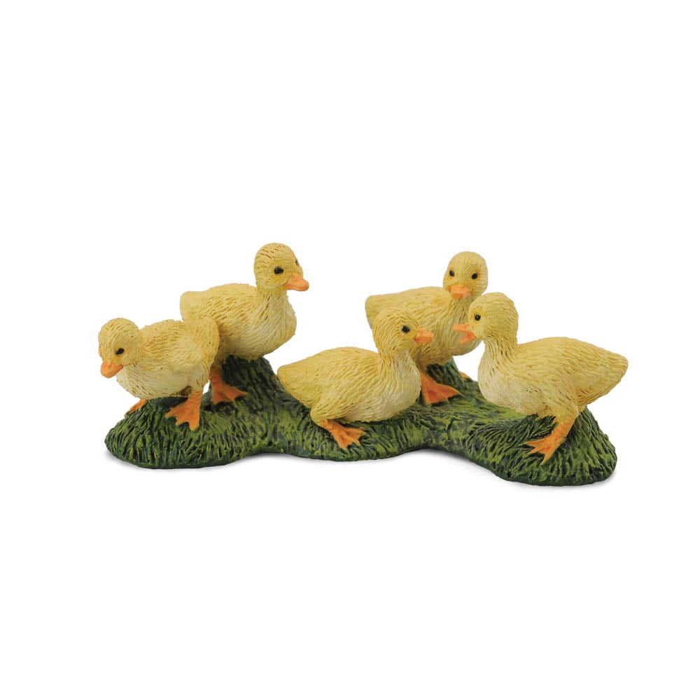 CollectA Yellow Ducklings Miniature Figure Set on Grass Base