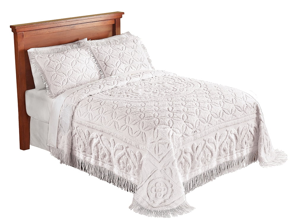 Collections Etc Elegant Victoria Plush Chenille Bedspread with Fringe Border and Ring Design