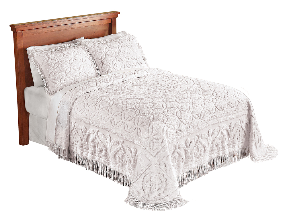 Royalty Elegant Scroll and Checkered Pattern Chenille Bedspread with