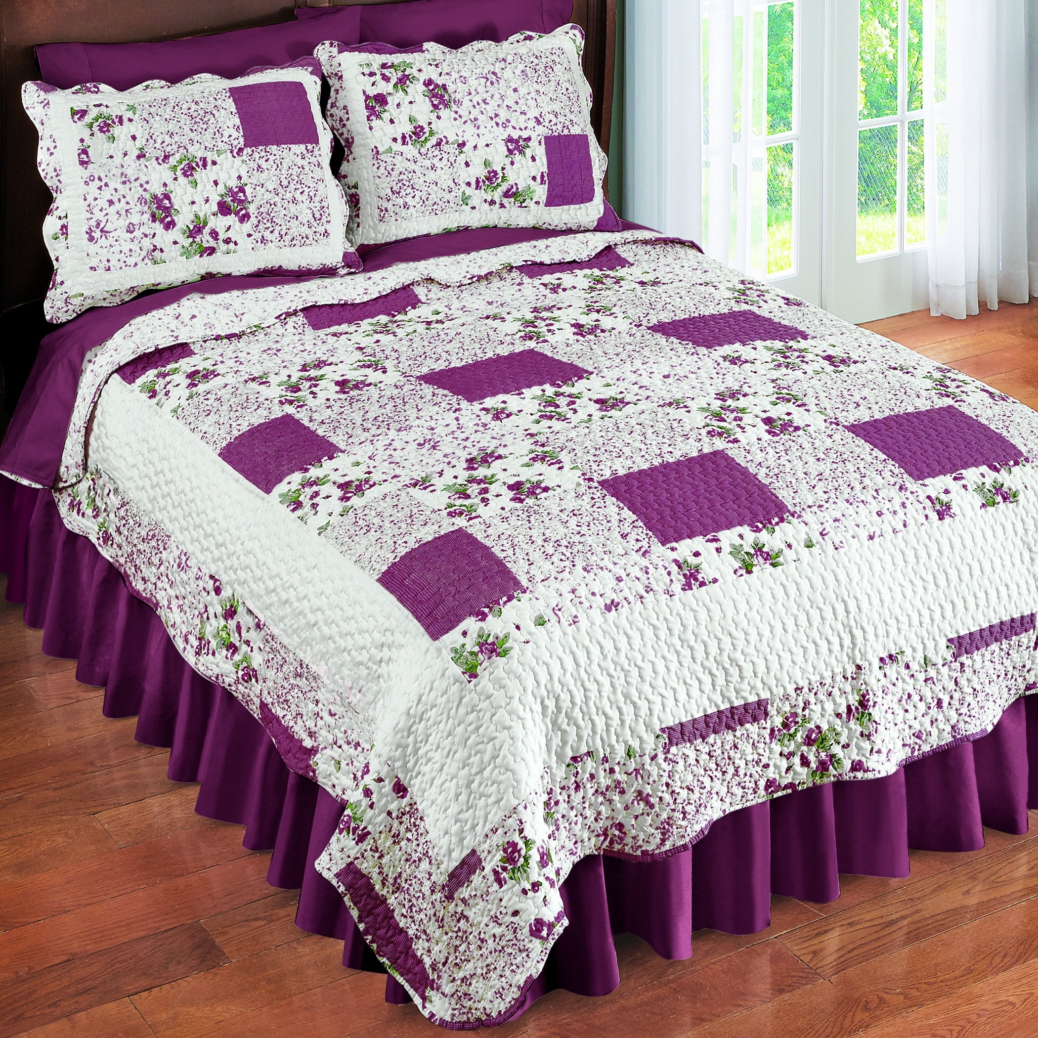King Burgundy Floral Patchwork Reversible Quilt