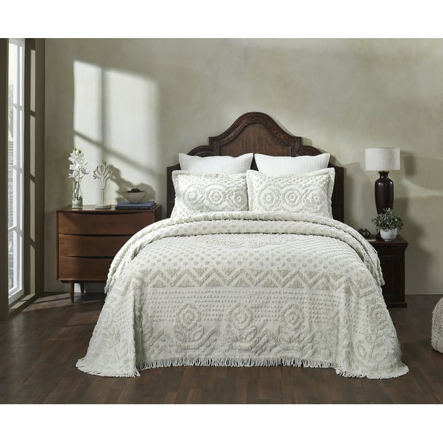Collections Etc Harper Textured Chenille Fringe Border Bedspread