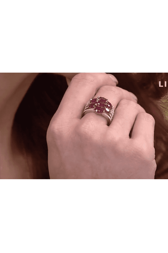 Sterling Silver Oval Ruby & White Zircon 7-Stone Ring. Size 5