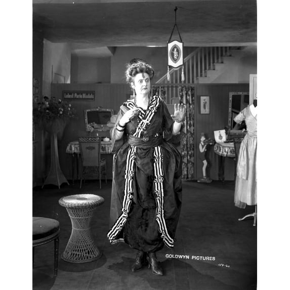 Colleen Moore an Old Woman standing Photo Print (8 x 10)