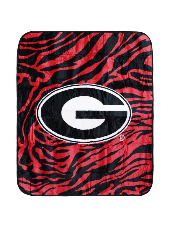 Everything Comfy Georgia Bulldogs Soft Raschel Throw Blanket, 60" x 50"