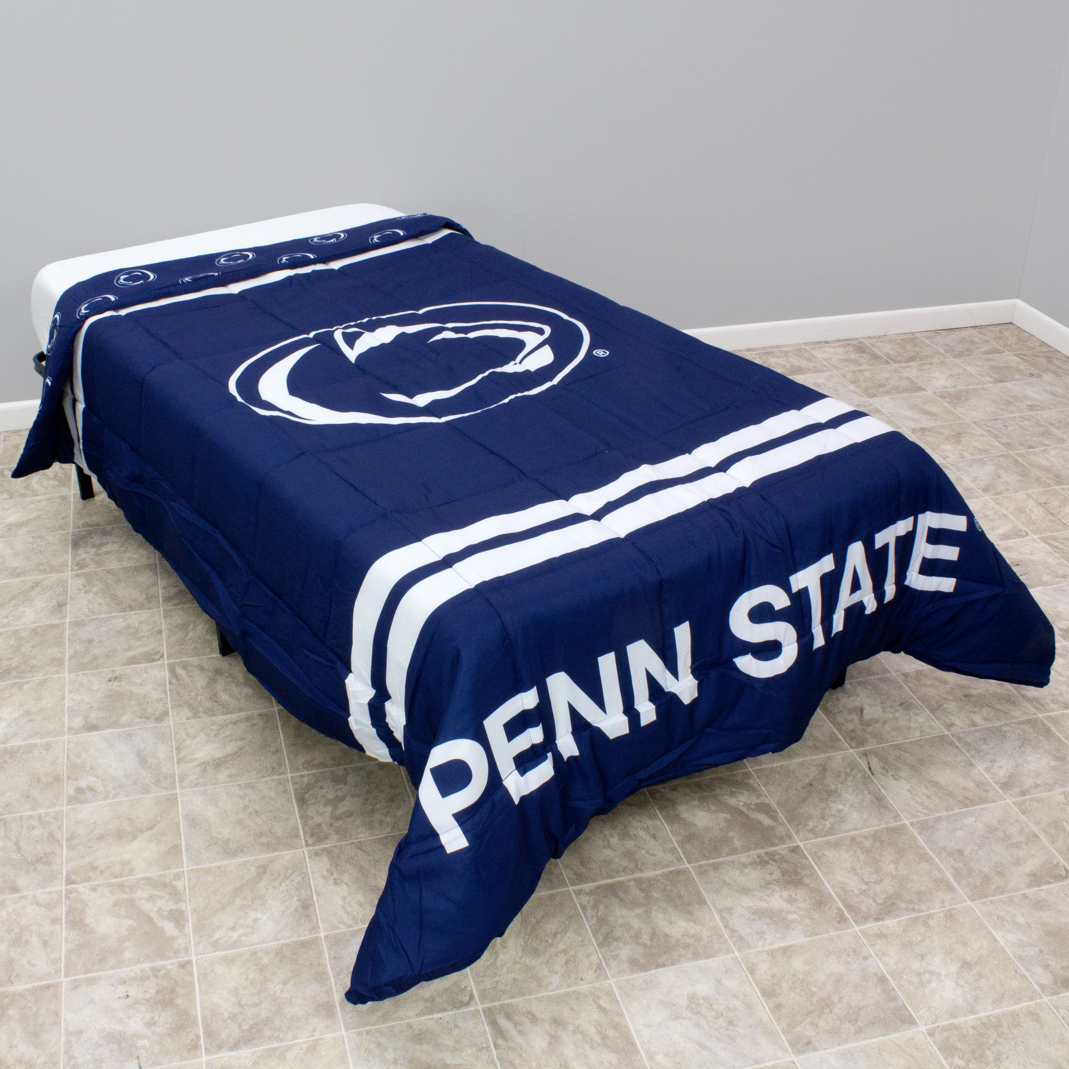 College Covers Penn State Nittany Lions Reversible Big Logo Soft and Colorful Comforter, Queen