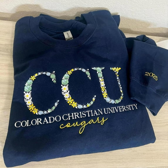 College Floral Letter Embroidered Sweatshirt, Personalized Greek Letter College Crewneck, Sorority Sweater, Graduation, Unisex Sweatshirt LINHK