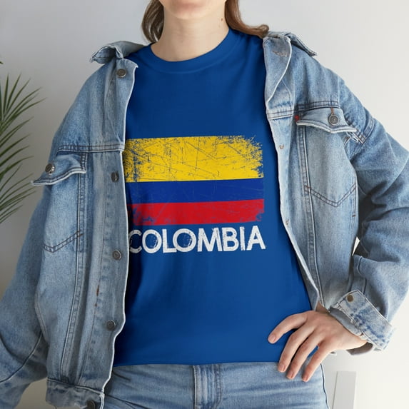 Colombian Flag Vintage Made In Colombia Gift T-Shirt