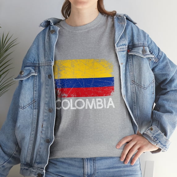 Colombian Flag Vintage Made In Colombia Gift T-Shirt