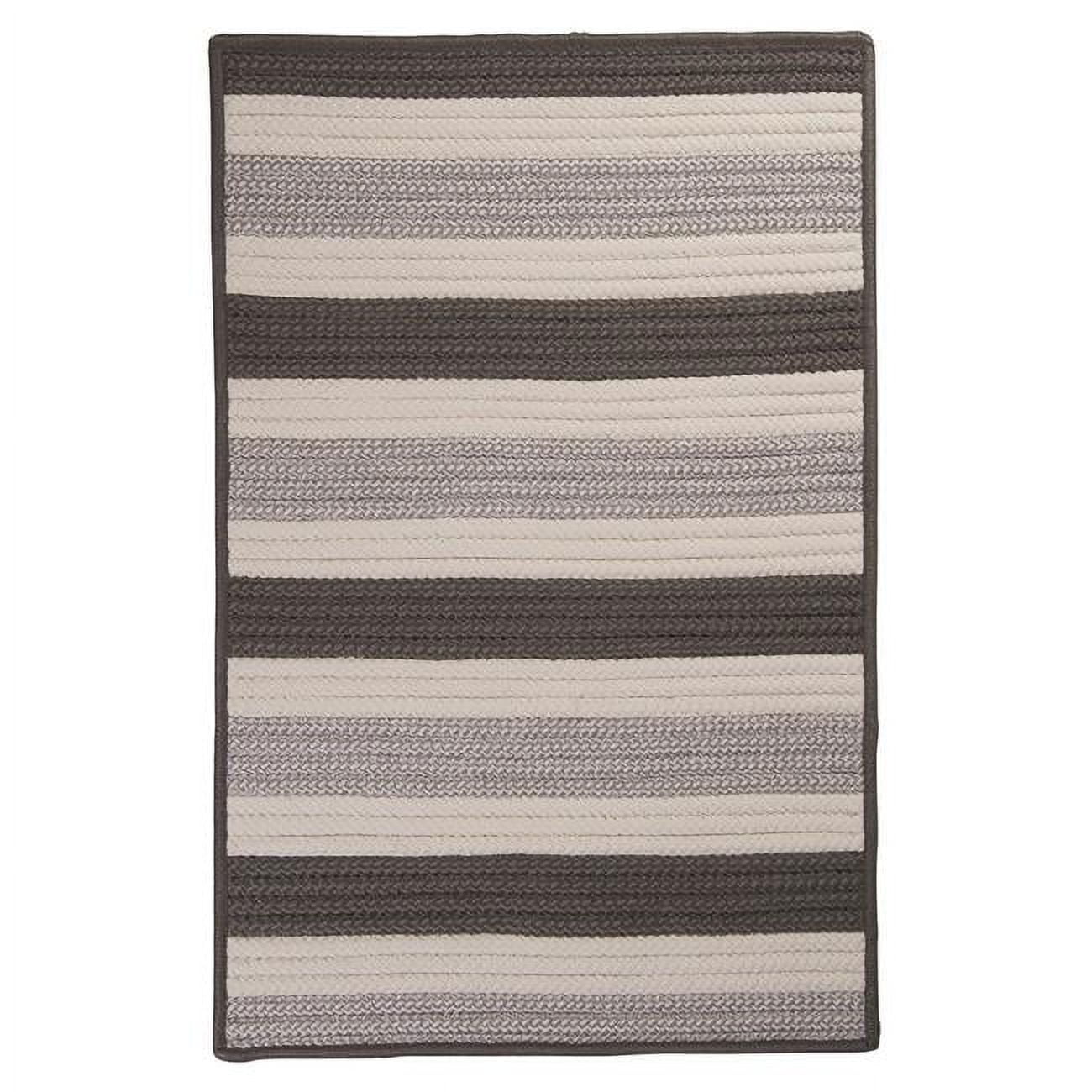 Colonial Mills 7' Silver Gray and White Square Braided Area Rug