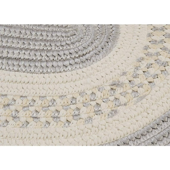 Colonial Mills 5' Silver and White Braided Round Area Throw Rug