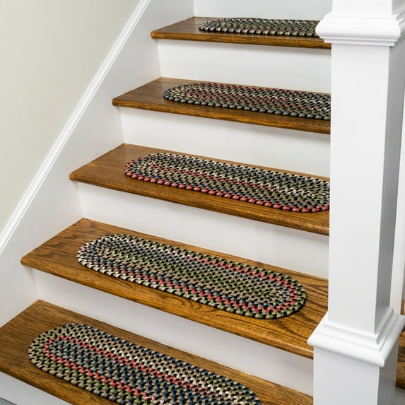 Colonial Mills WA47A008X028-7 8 x 28 in. Wayland Stair Tread Mats, Black - Set of 7