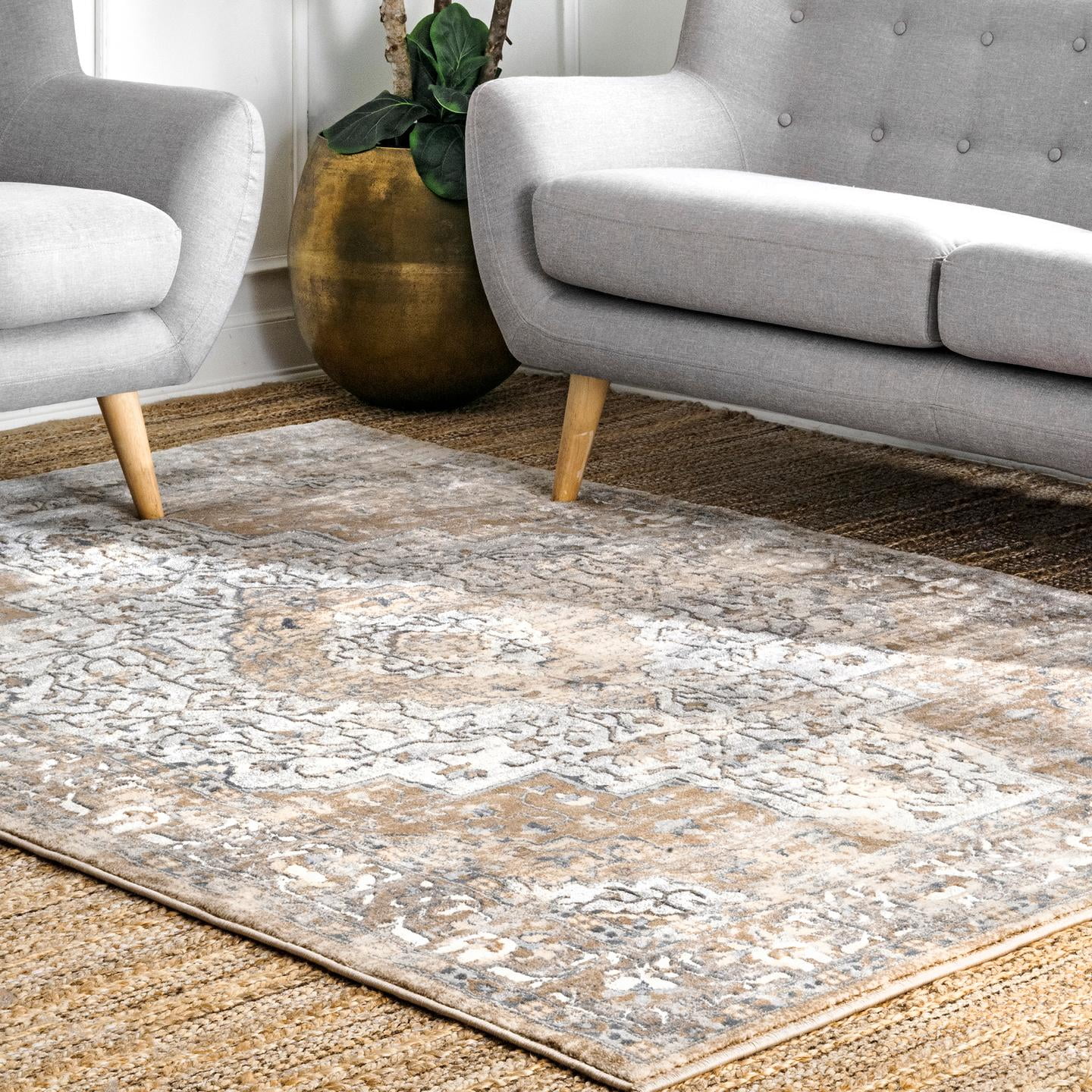 Vintage Light Gray Medallion Synthetic 8' x 10' Area Rug