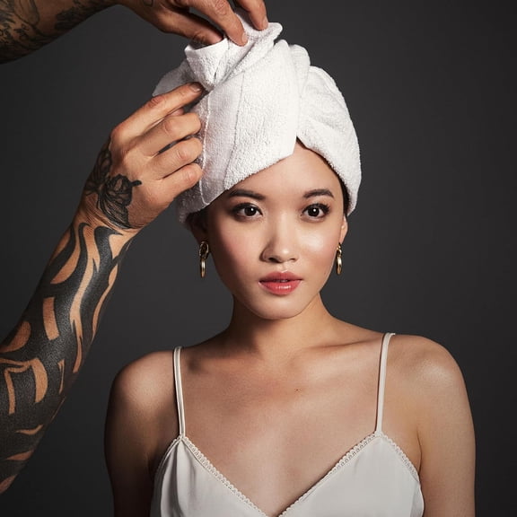 ColorSafe 100% Cotton Bleach Proof Salon Hair Towels for Hairstylists, Barbers, & Spa, 16" by 29", Absorbent Stain Resistant Towels for Drying All Hair Types, Color Safe Towels, White 6-Pack