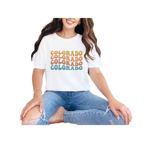 Colorado, America, US or USA State, Groovy Retro Wavy Text, White Comfort Colors T-Shirt, Medium