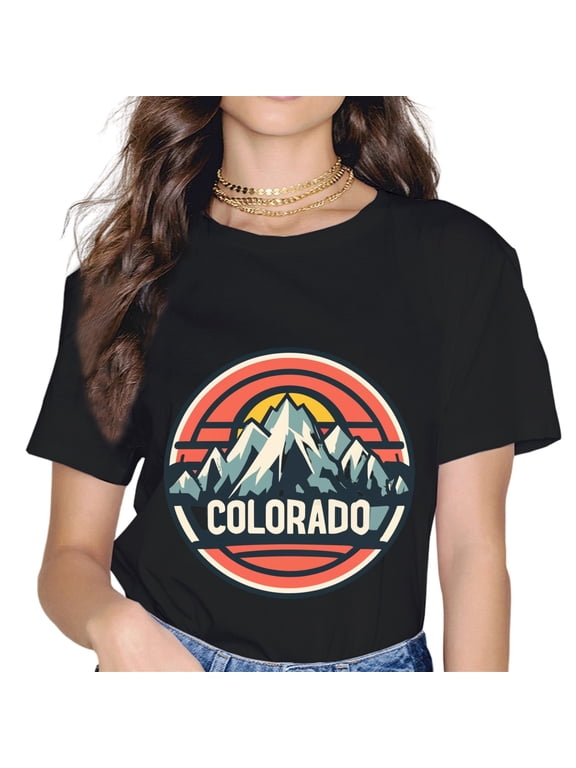 Colorado Vintage Rocky Mountains Boulder Hiking Skiing Gift T-Shirt