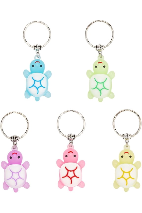 Colorful 5Pcs 5 Colors Sea Turtle Key Chains Summer Beach Keychain Colorful Mini Luminous Tortoise PVC Plastic Ocean Animals Charms Iron Split Keyrings for Car Key Purses Bags Party Favors Decoration
