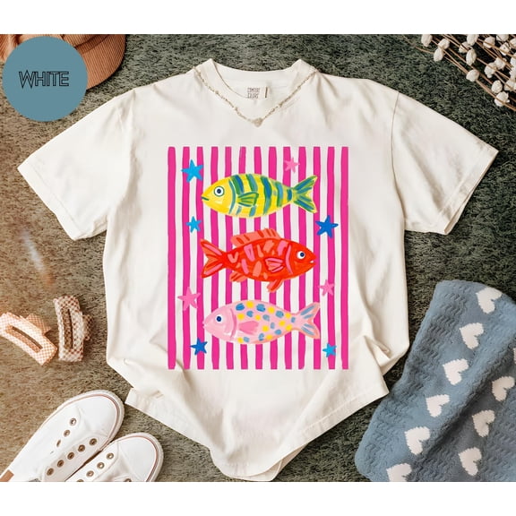 Colorful Fish Shirt, Summer Beach T Shirt, Coastal Graphic Tee, Ocean Lover Gift tee, Tropical Vacation Shirt, Cute Sea Life Art Shirt Women, Unisex T-Shirt