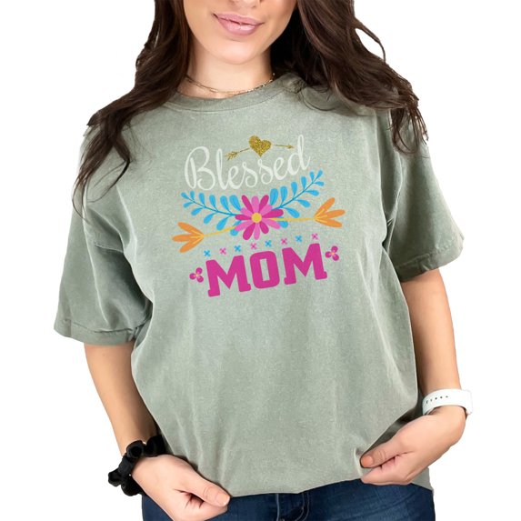 Colorful Heart and Flowers MOM Design, Moss Comfort Colors T-Shirt, Small