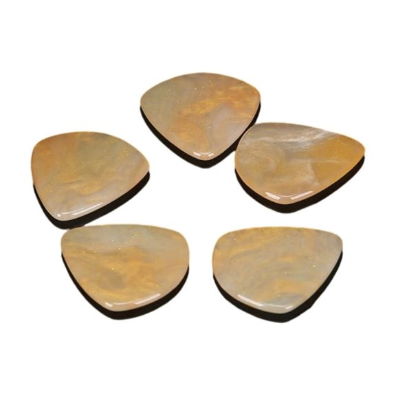 Colorful Smooth Strumming Resin Guitar Picks Flexible Resin Construction Suitable for Speed Stability and Performances