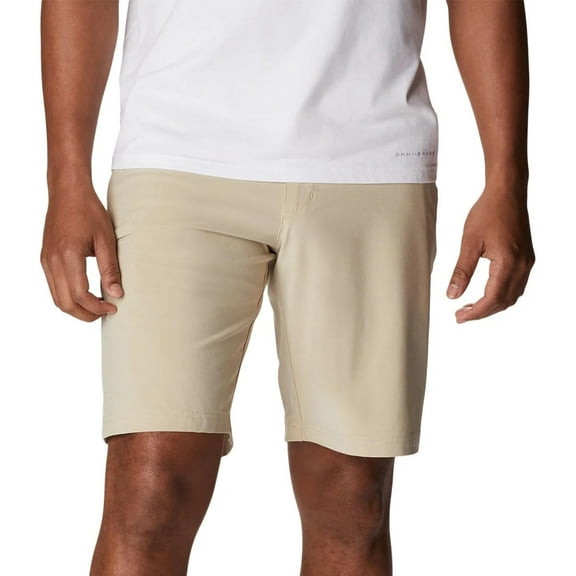 Columbia Mens Lightweight Tech Short (US, Waist, 30, Regular, Ancient Fossil)