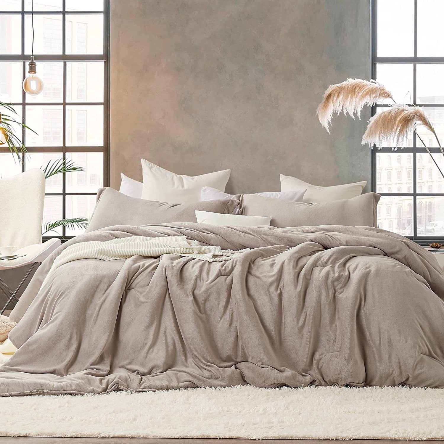 Nashville Nights Twin Microfiber Comforter Set in Gray-Beige