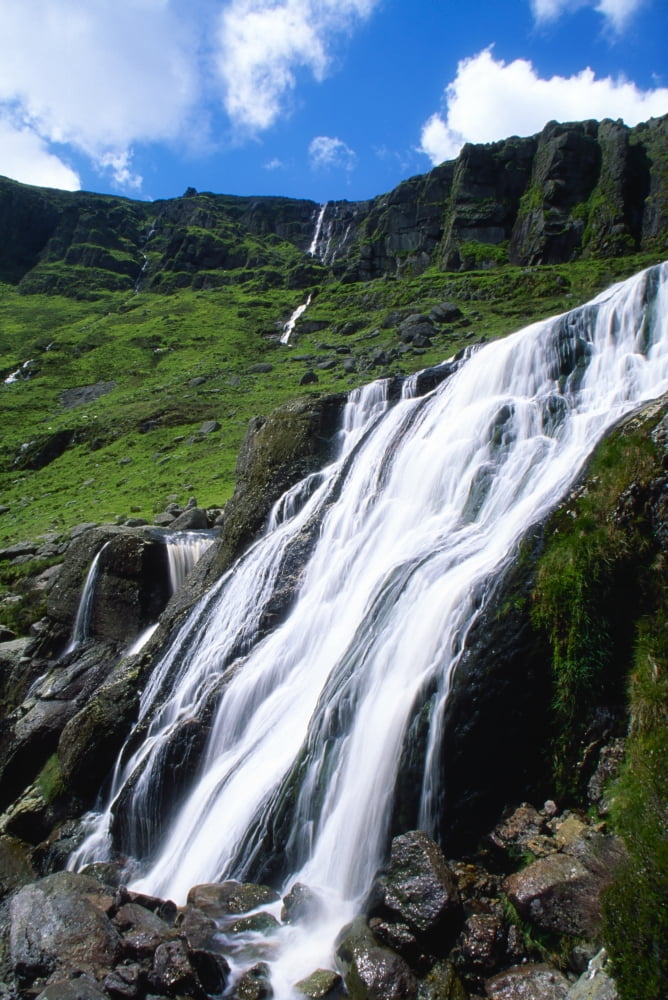 Comeragh Mountains County Waterford Ireland Mountain Waterfall Canvas Art - Richard Cummins Design Pics (24 x 36)