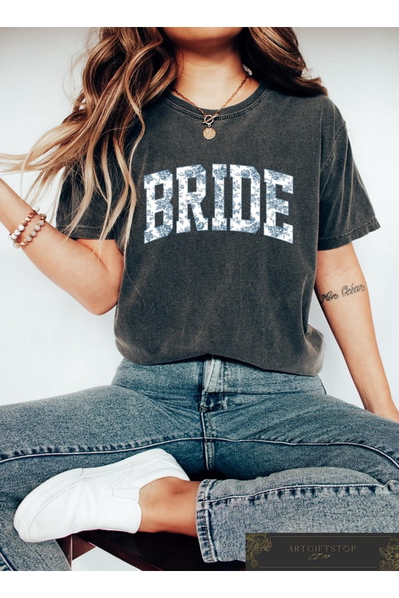 Comfort Bride Shirt, Floral Bride Tee, Wedding For Bridal Shower, for Fiancee, Trendy Bridal Party Shirt, Newly Engaged Shirt, F3994 All Size S-5Xl