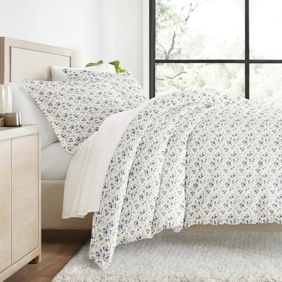 Duvet Cover Set - Ultra Soft & Breathable - Light Blue Farmhouse Blossoms for Twin Size Bedding by Comfort Canopy