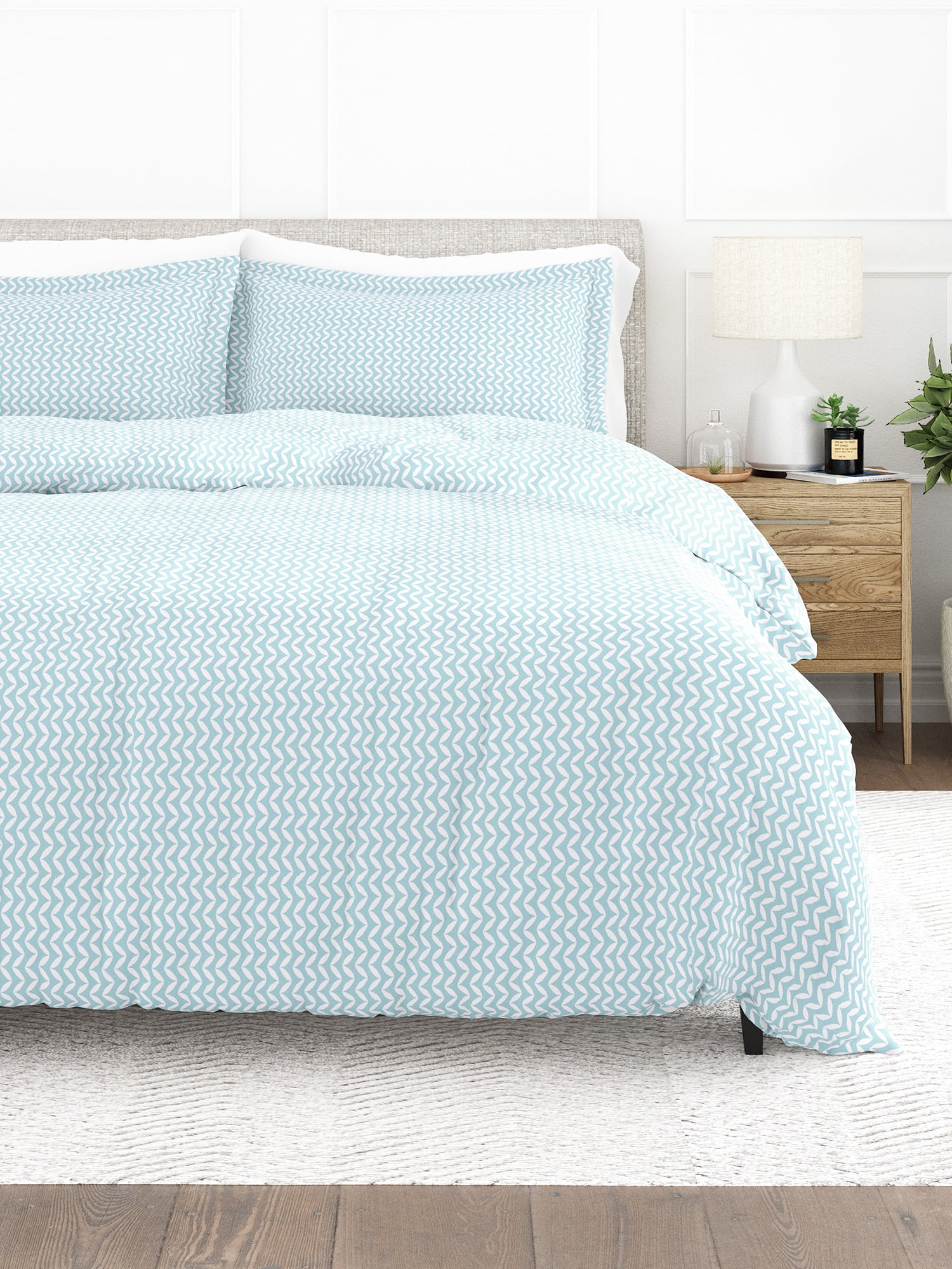 Comfort Canopy 3 Piece Light Blue Puffed Chevron Patterned Duvet