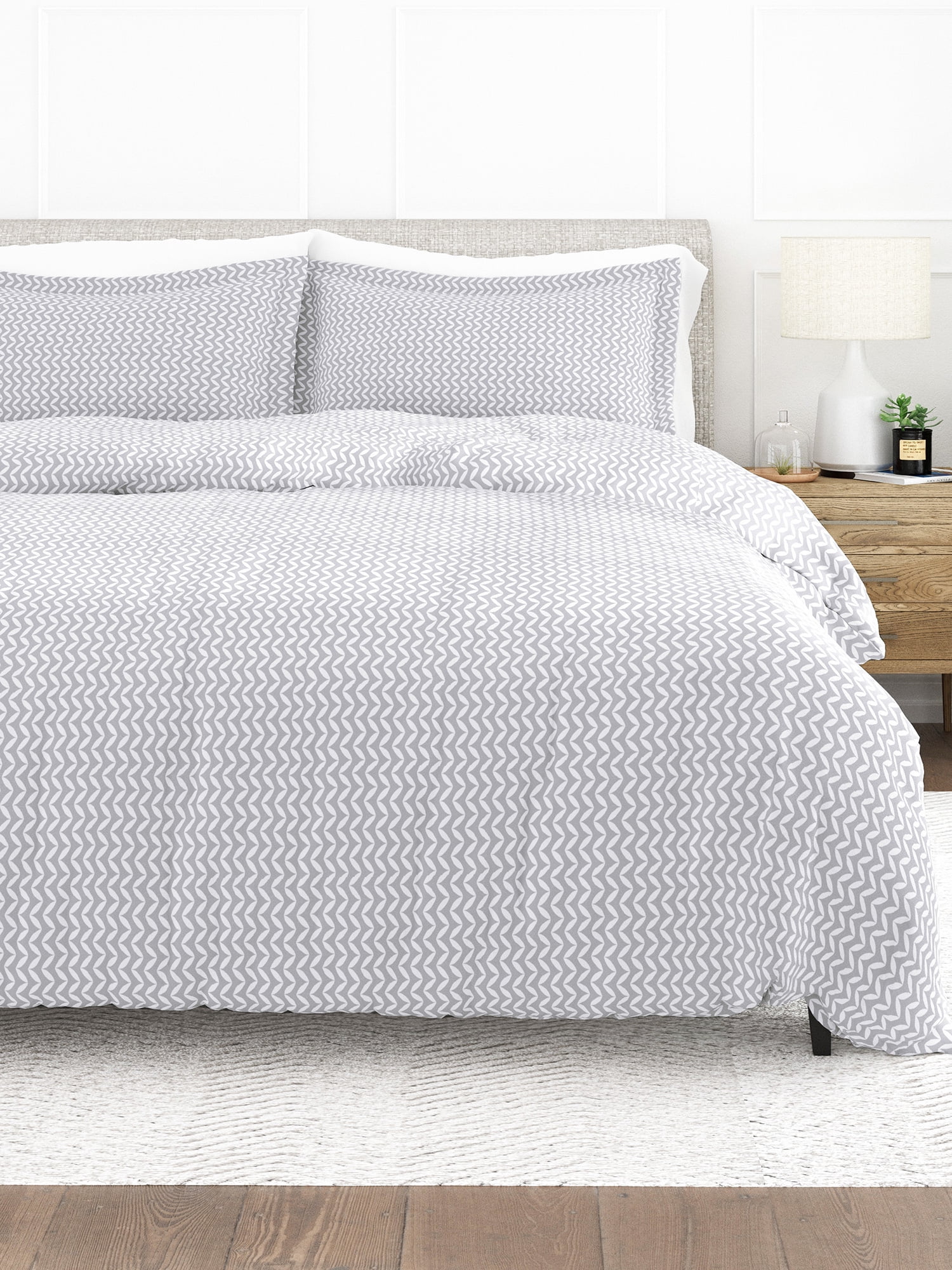Light Gray Chevron Pattern King Duvet Cover Set