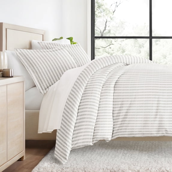Duvet Cover Set - Ultra Soft & Breathable - Light Gray Rugged Striped for King Size Bedding by Comfort Canopy