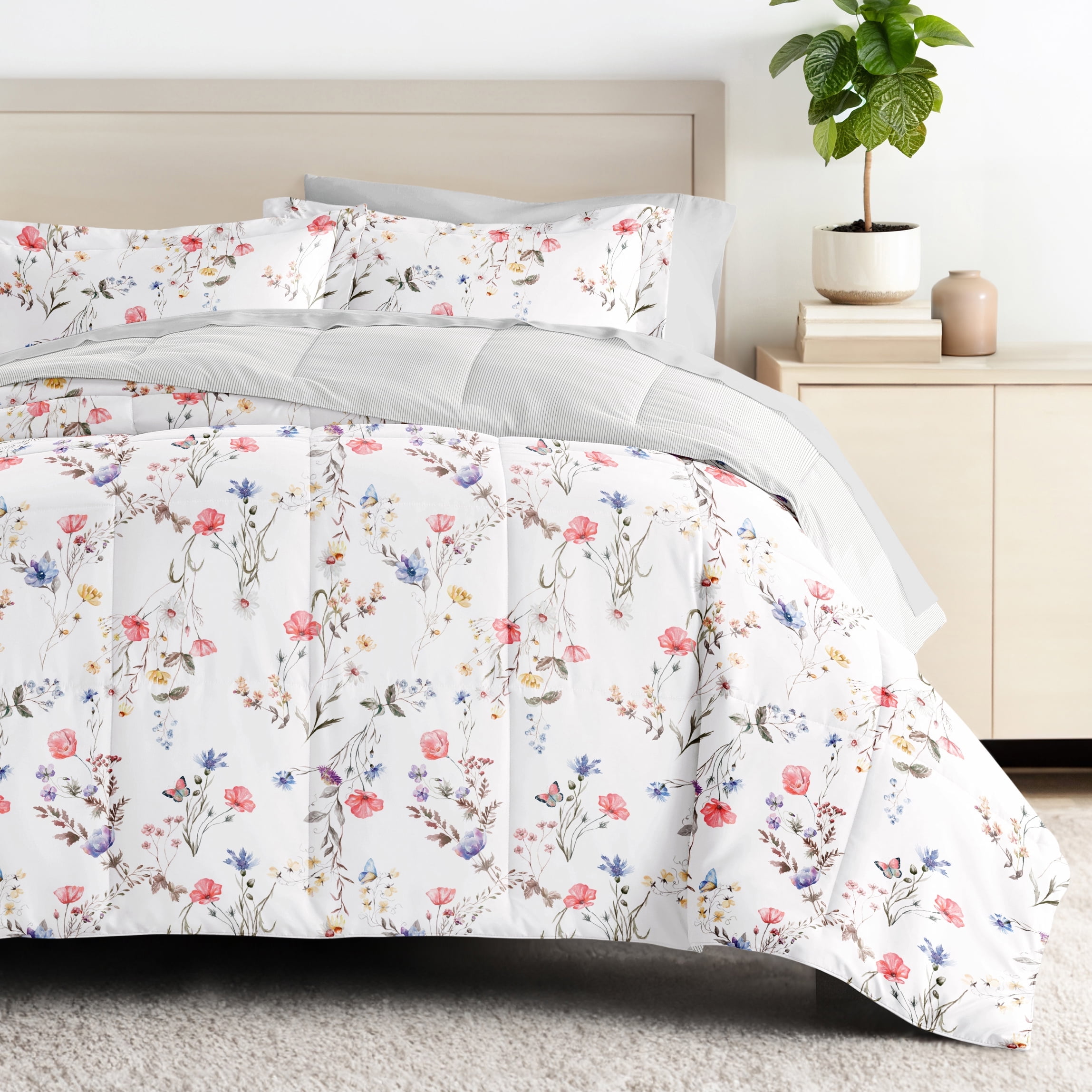 Comfort Canopy - California King Bedding Bundle, Patterned Microfiber Comforter and Solid Sheet Set in Meadow Floral Stripe Pink
