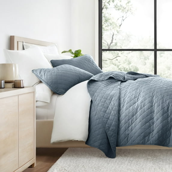 Wrinkle Resistant All Season Quilt Set Coverlet Dusk Blue Diamond Stitched for Twin Size Bedding by Comfort Canopy