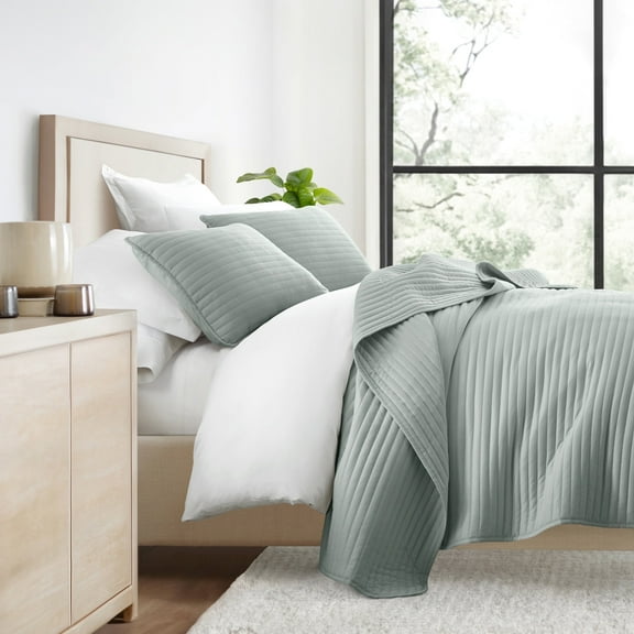 Wrinkle Resistant All Season Quilt Set Coverlet Eucalyptus Green Striped Stitched for Twin Size Bedding by Comfort Canopy
