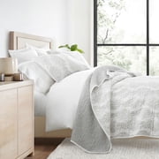Ultra Soft Lightweight Quilt Sets in Classic Damask Light Gray for Twin/TwinXL Bedding by Comfort Canopy