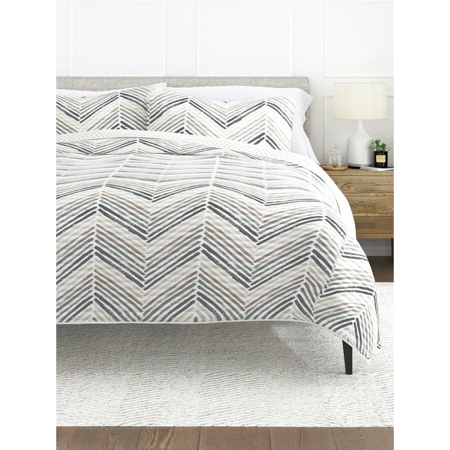 Comfort Canopy Light Gray Reversible Painted Chevron Stitched Quilt