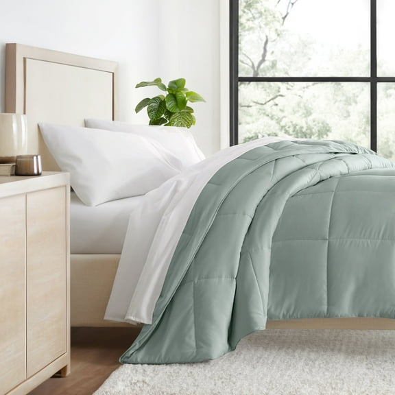 Breathable Cool Comforter All Season Lightweight Down-Alternative Solid Eucalyptus Green for Queen Size Bedding by Comfort Canopy