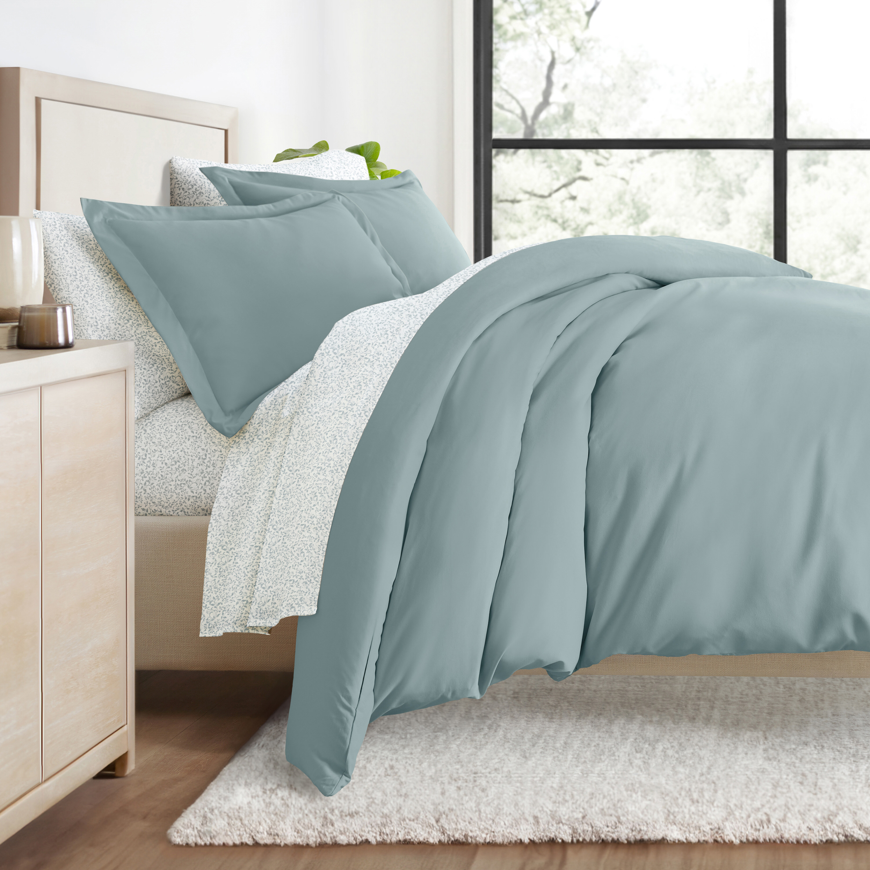 Comfort Canopy - Twin Bedding Bundle, Solid Duvet Cover Set, White Comforter and Patterned Sheet Set