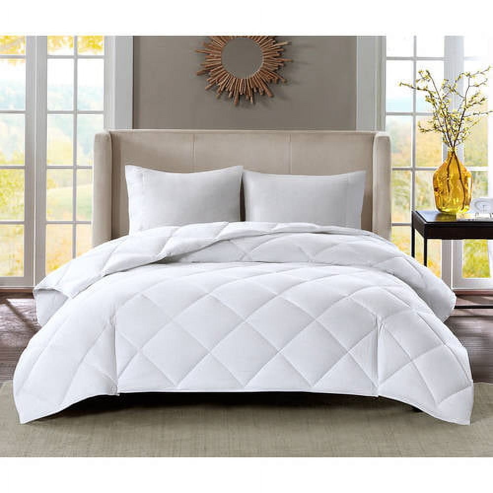 White Cotton Sateen Down Alternative Full Comforter