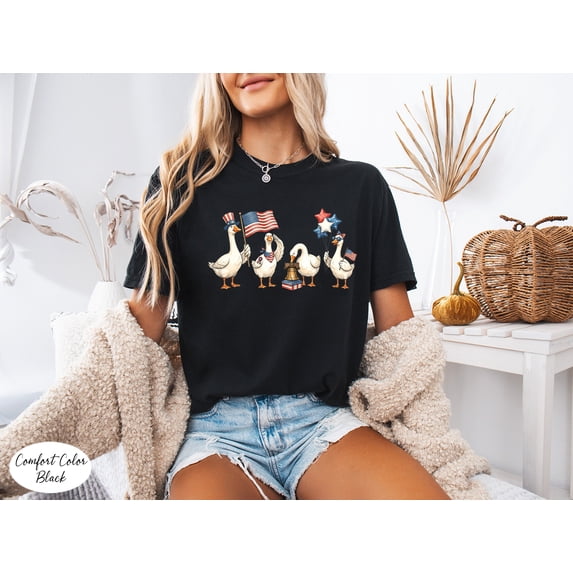 Comfort Color Patriotic Goose 4th of July Shirt, Funny USA Independence Day Graphic Tee, America Goose T-Shirt for Women