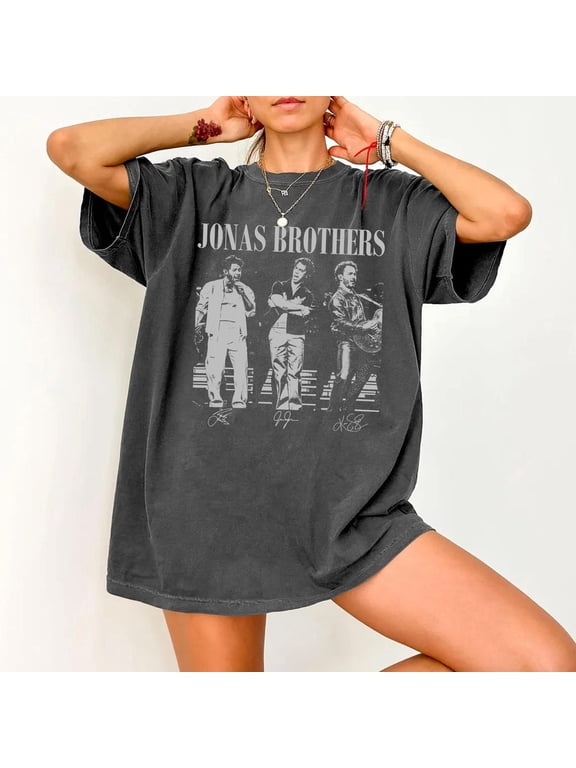 Comfort Colors 20th Anniversary Of Jonas T-Shirt, Living The Dream Tour 2025 Shirt, Jonas Fan Merchandise Tee, Vintage Unisex Stye,Pepper Color,Size L