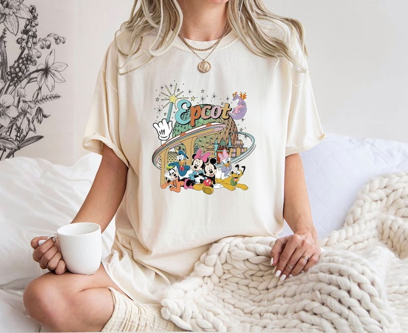 Vintage epcot sweatshirt shop
