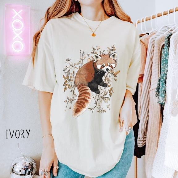 Comfort Colors Red Panda T-Shirt, Cute Vintage Animal Tee, Japanese Aesthetic Nature Top