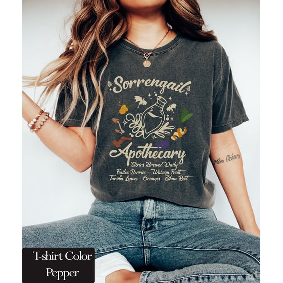 Comfort Colors Violet Sorrengail Apothecary T-shirt, Basgiath War College, Gift for Book Lover Fourth Wing Shirt Bookish Tee,Black color,size S
