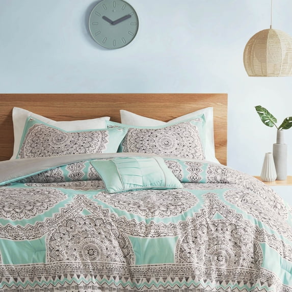 Comfort Spaces 4-Piece Dorm Comforter Sets Medallion Print Microfiber Full/Queen Bedding Set Aqua
