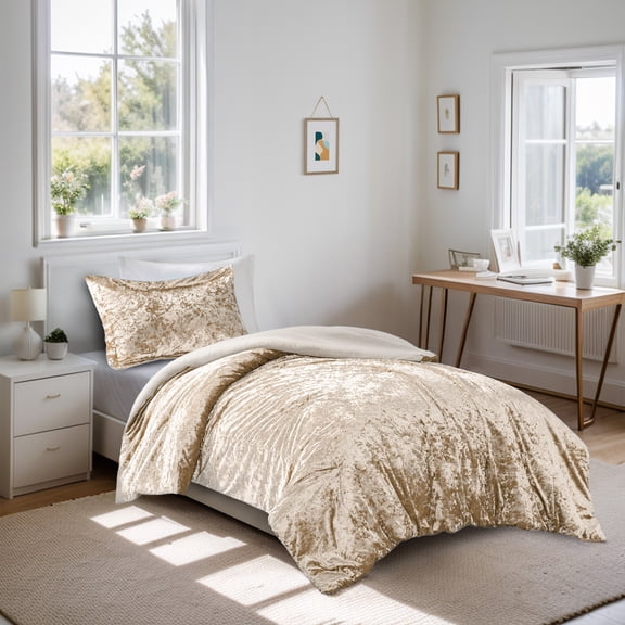 Regency Heights Twin/Twin XL Cozy Velvet Comforter Sets, Luxury 2-Piece All Season Down Alternative Bedding Set, Champagne Comforter Bed Set with Pillow Shams
