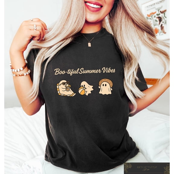 Comfort Summerween Ghost Shirt, Cute Kawaii Spooky season Tee, Pastel Ghost Beach T-Shirt, season Beach Shirt, Witchy Summer, F4048 All Size S-5Xl