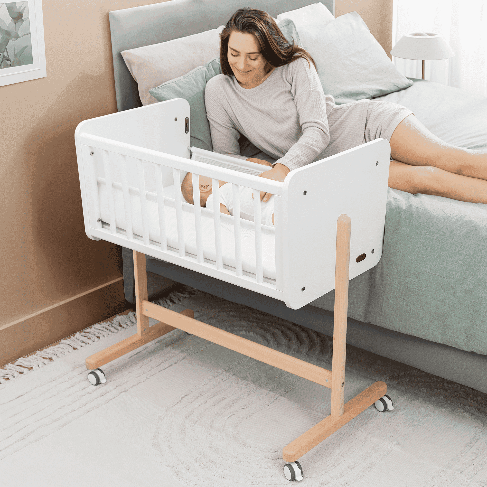 Comfy Cubs Wooden Bedside Bassinet Sleeper - Safe Baby Crib - Baby Sleeper Bed Crib for Infants