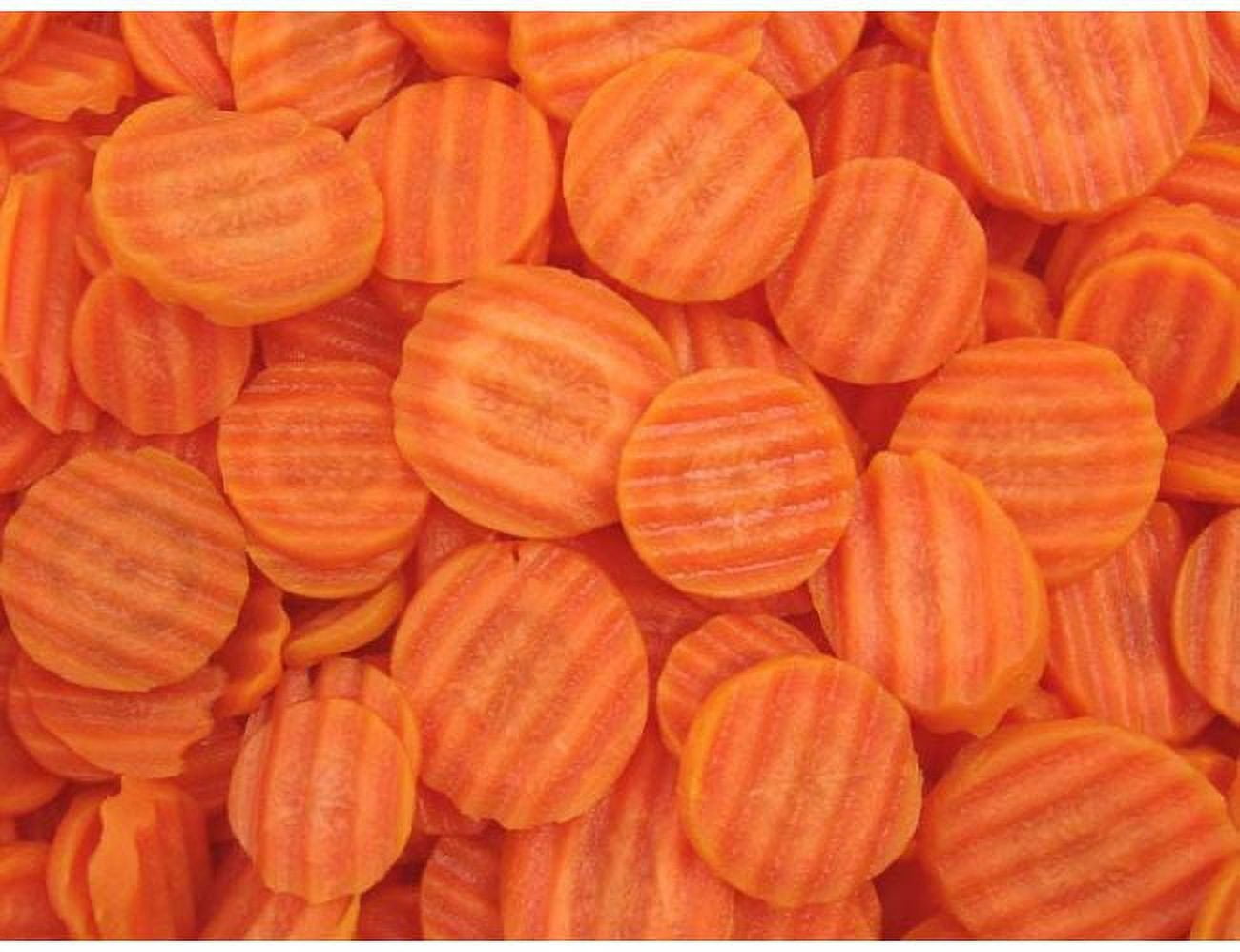 Commodity Vegetables Medium Crinkle Cut Carrot, 20 Pound - 1 each.