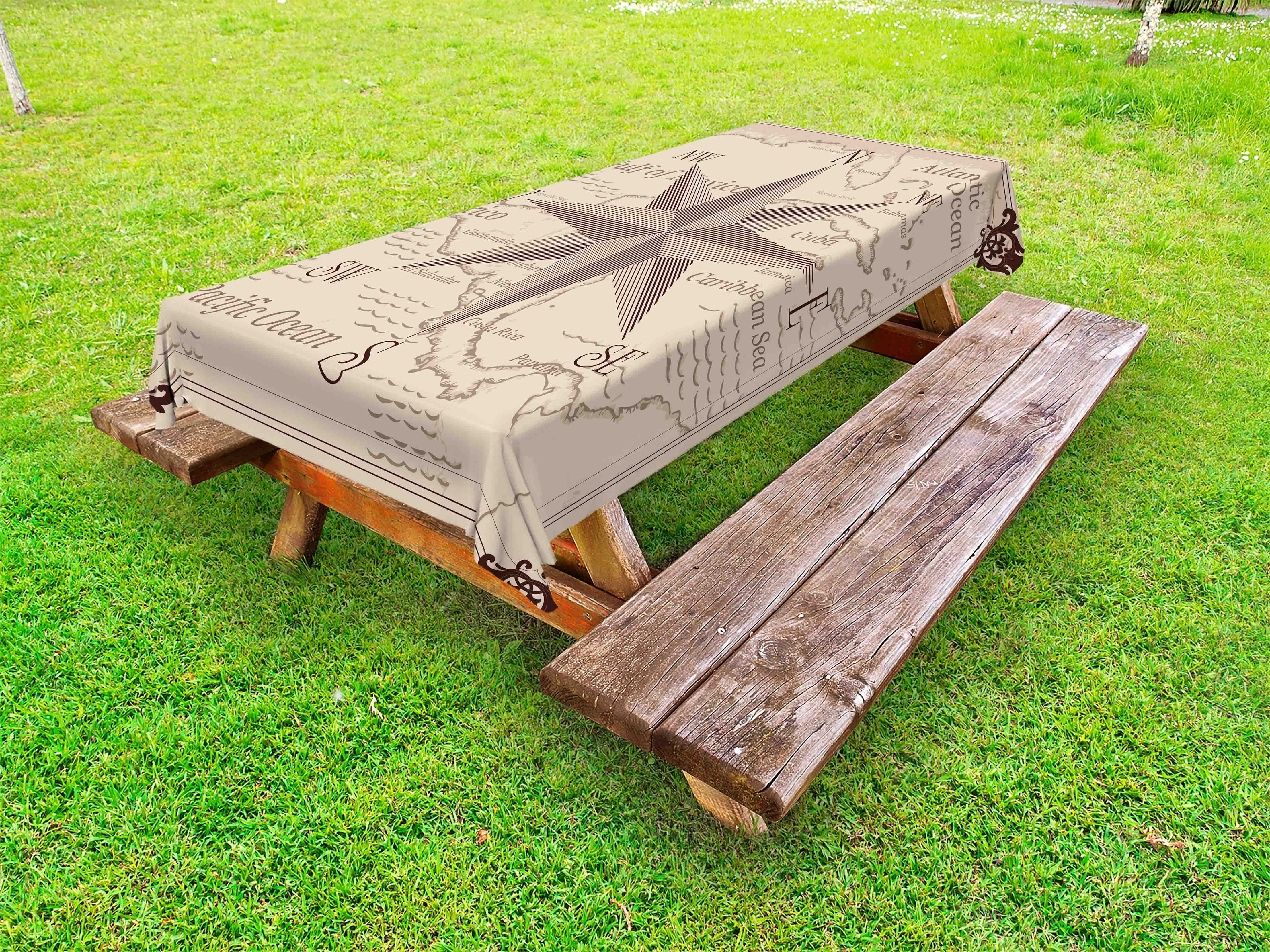 Compass Outdoor Tablecloth, Central American Map Caribbeans Background ...